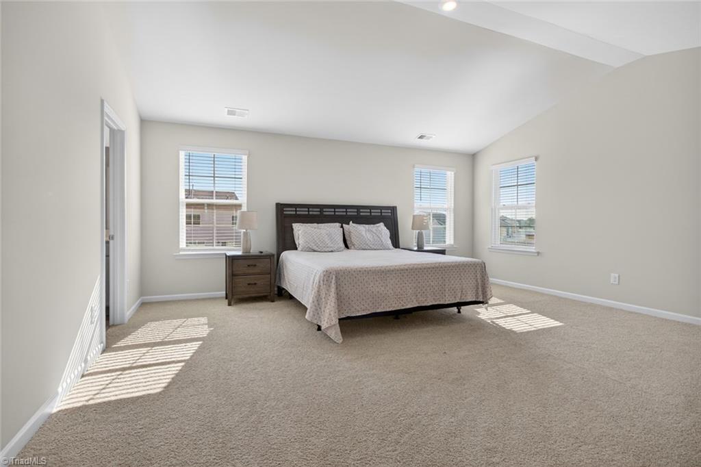 3208 Highlander Point