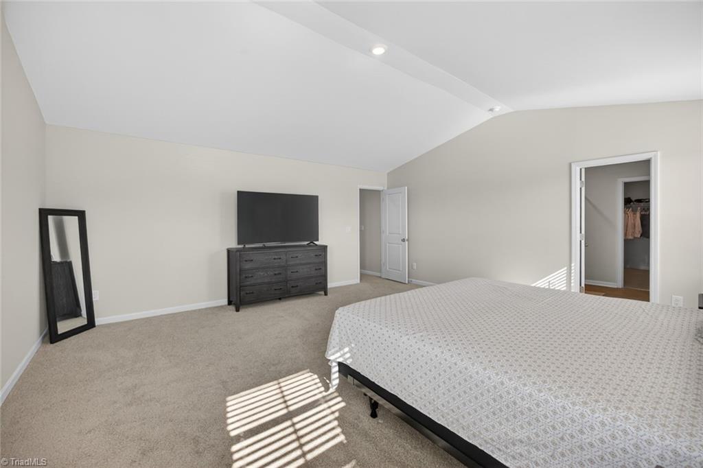 3208 Highlander Point