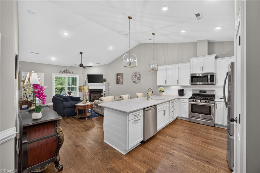 1201 Plantation Village Drive