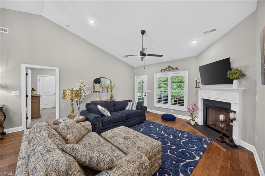 1201 Plantation Village Drive