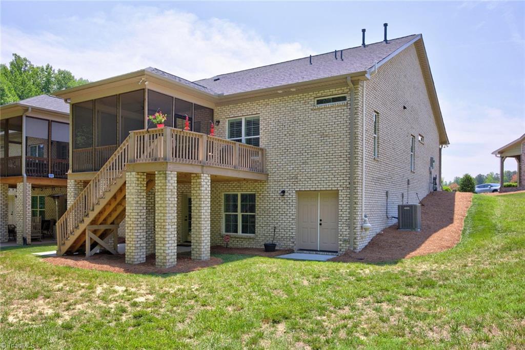 1201 Plantation Village Drive