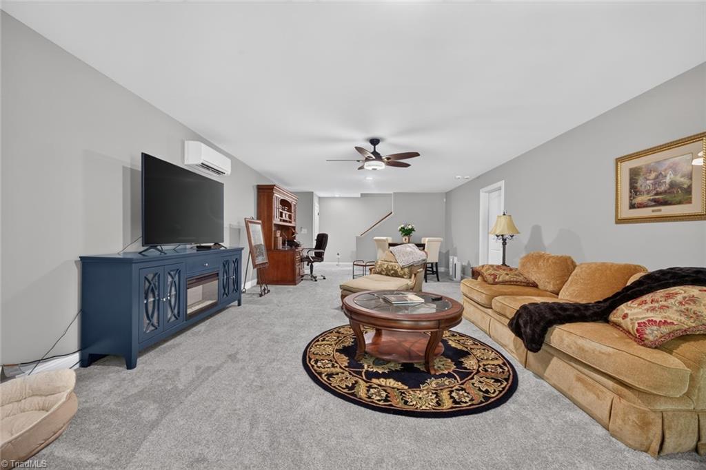 1201 Plantation Village Drive