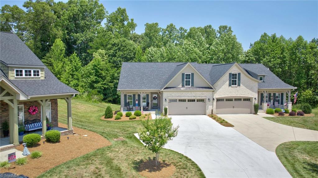 1201 Plantation Village Drive