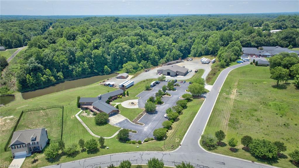 1201 Plantation Village Drive