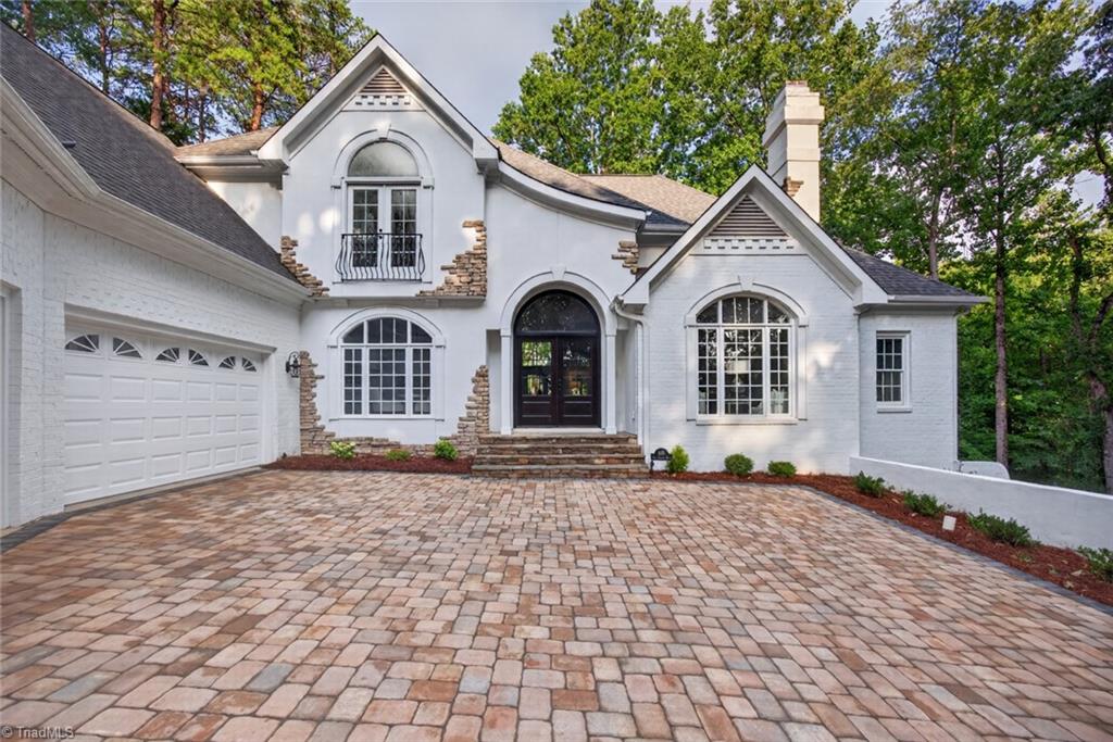 605 Oak Valley Boulevard