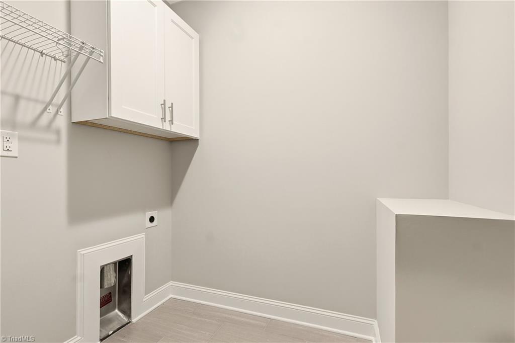 3961 Rookwood Lane, Winston-Salem