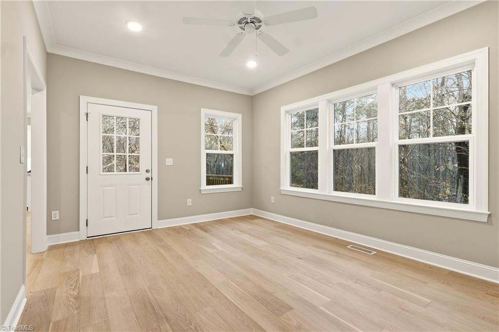 3961 Rookwood Lane, Winston-Salem
