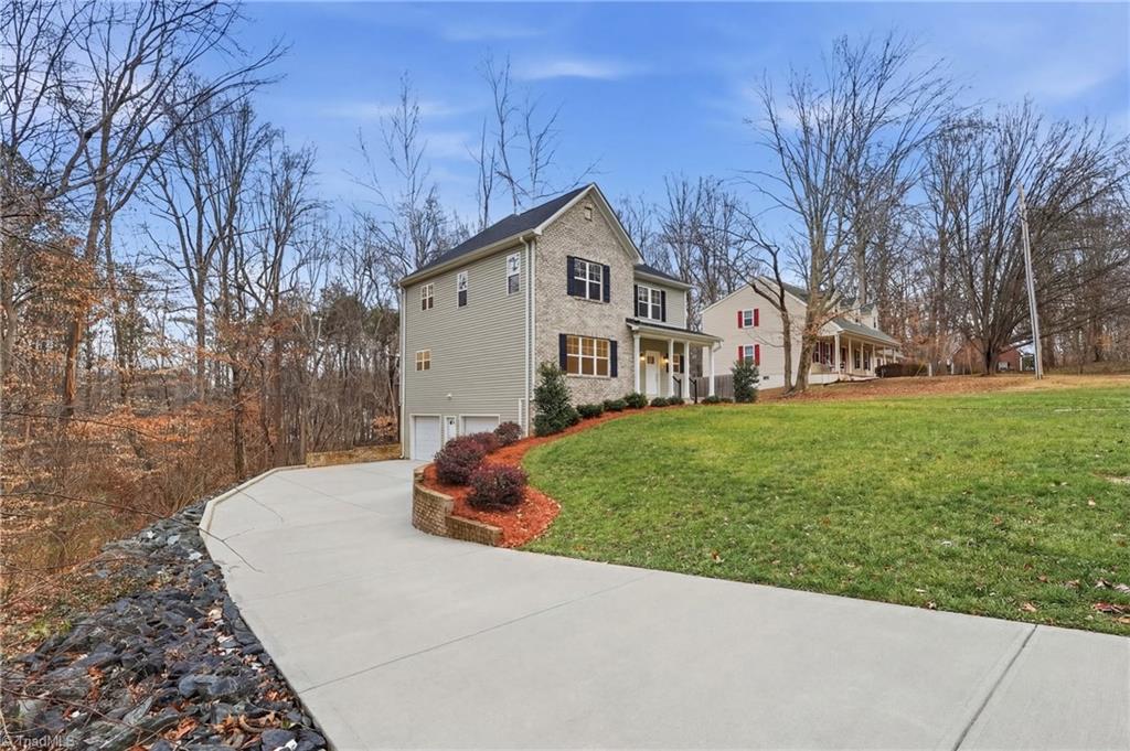 3961 Rookwood Lane, Winston-Salem