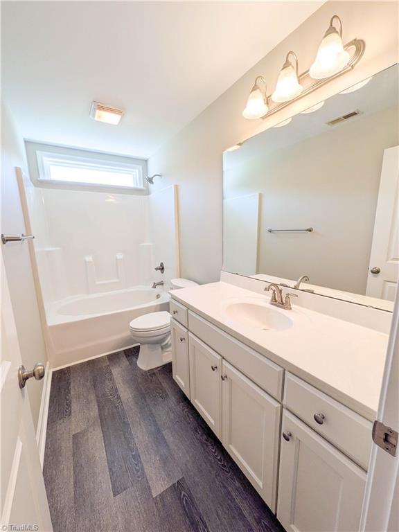 121 Maplewood Avenue