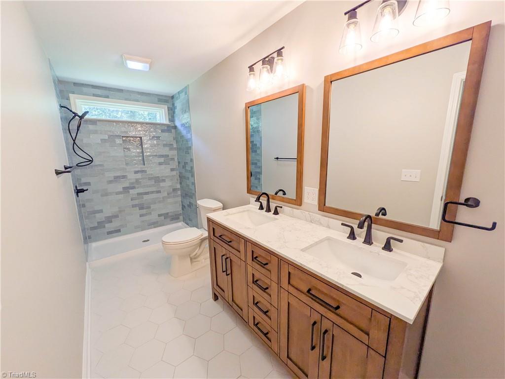 121 Maplewood Avenue