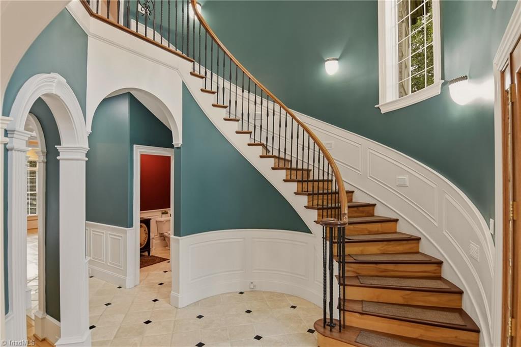121 Salem Village Court