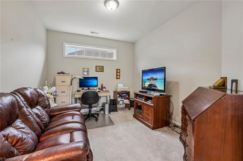 1221 Prospect Drive