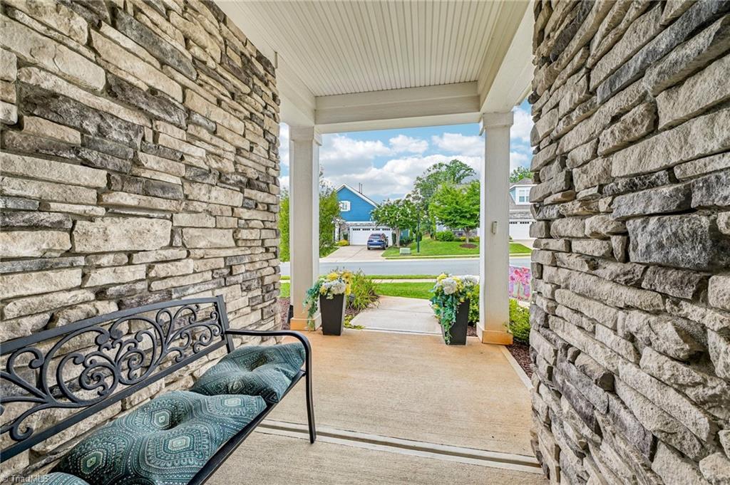 1221 Prospect Drive