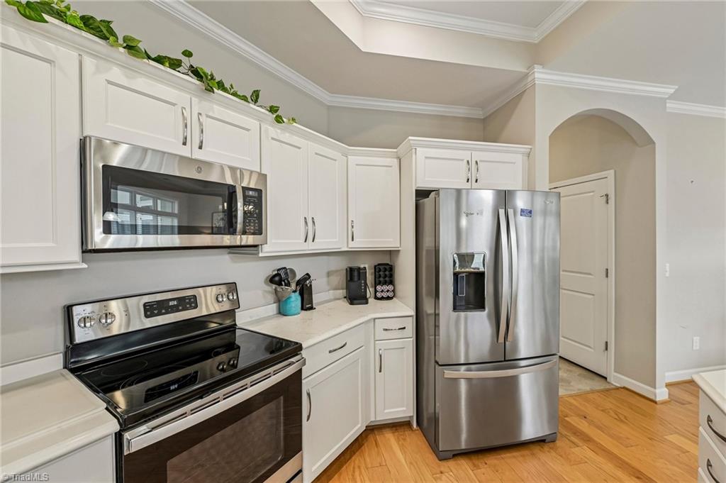 1221 Prospect Drive