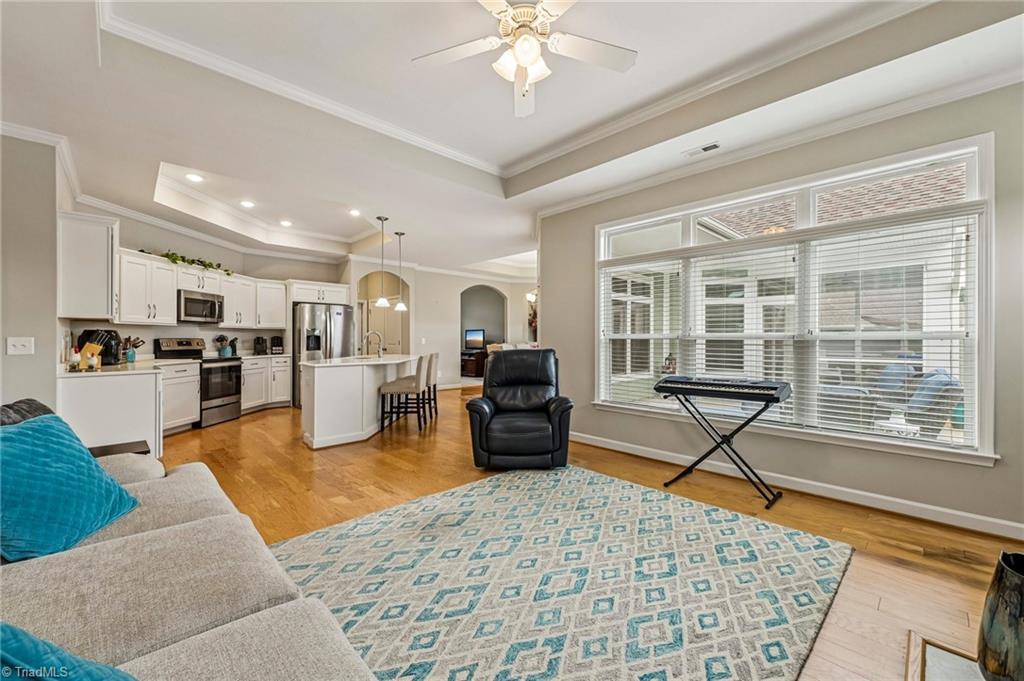1221 Prospect Drive