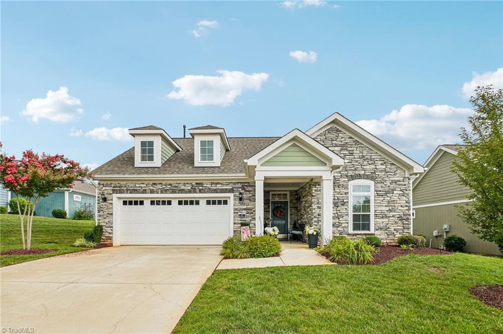 1221 Prospect Drive