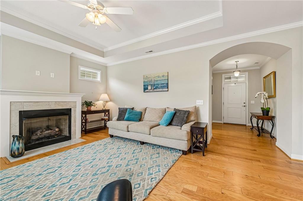 1221 Prospect Drive