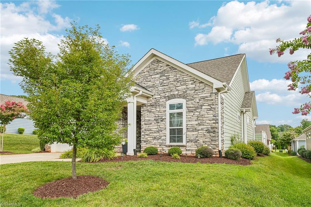 1221 Prospect Drive