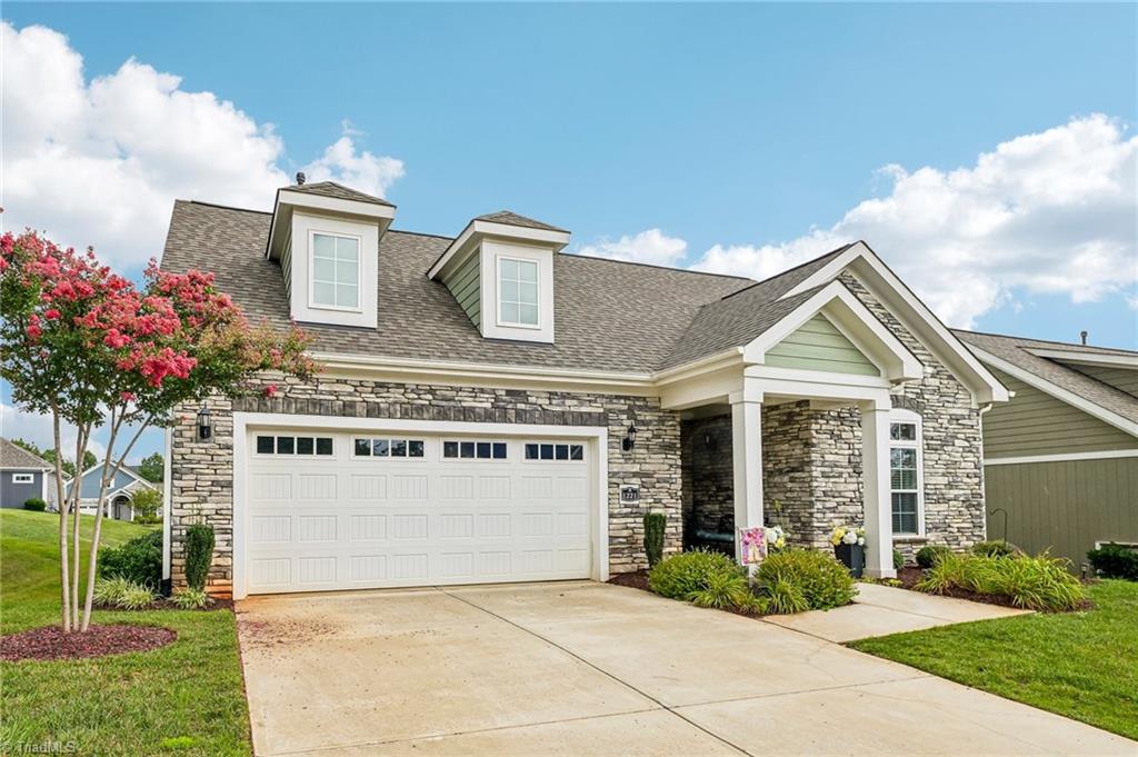 1221 Prospect Drive