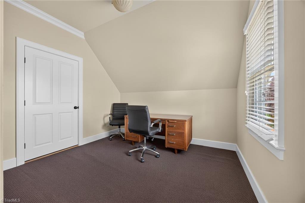 128 Knicker Lane