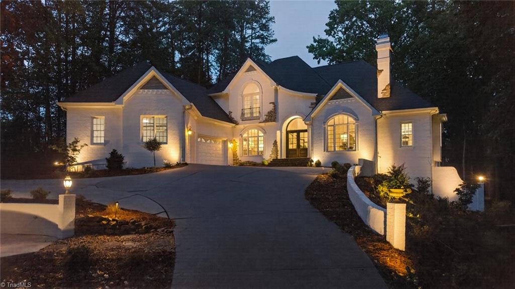 605 Oak Valley Boulevard
