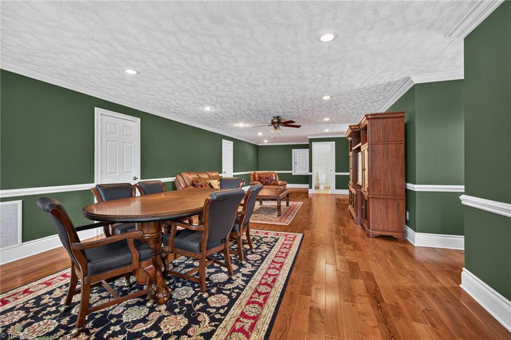 323 Nurse Road