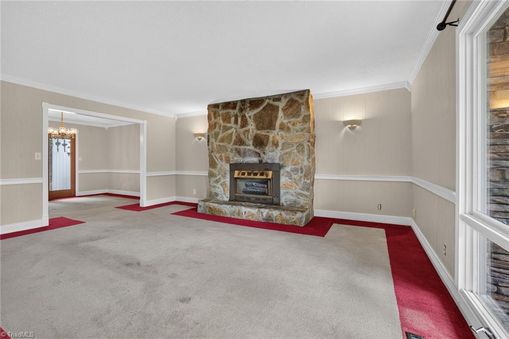 323 Nurse Road