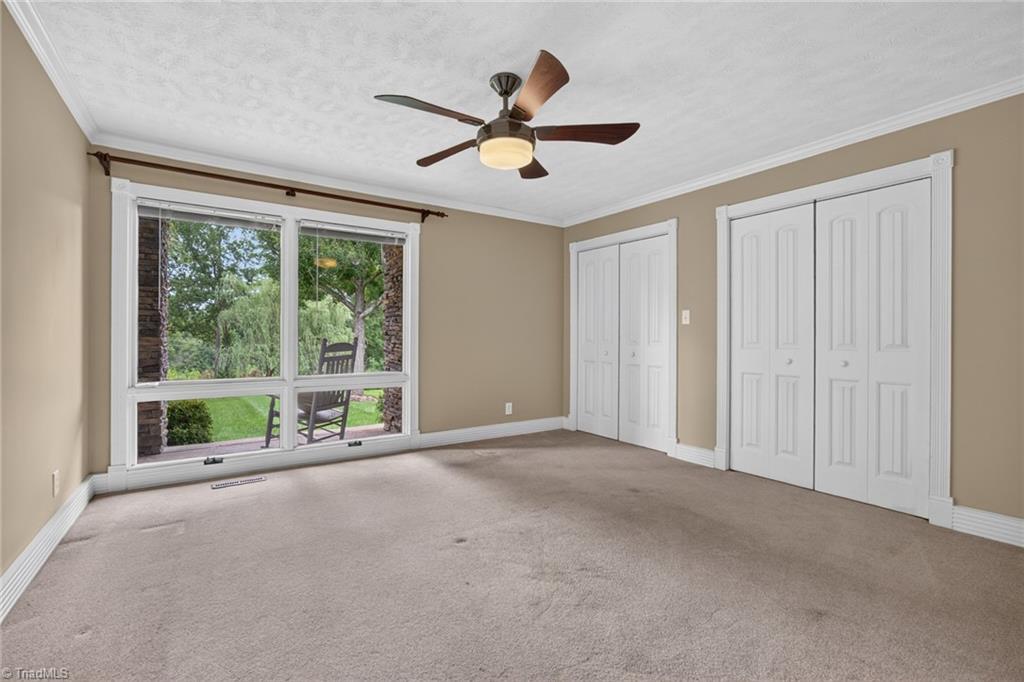 323 Nurse Road