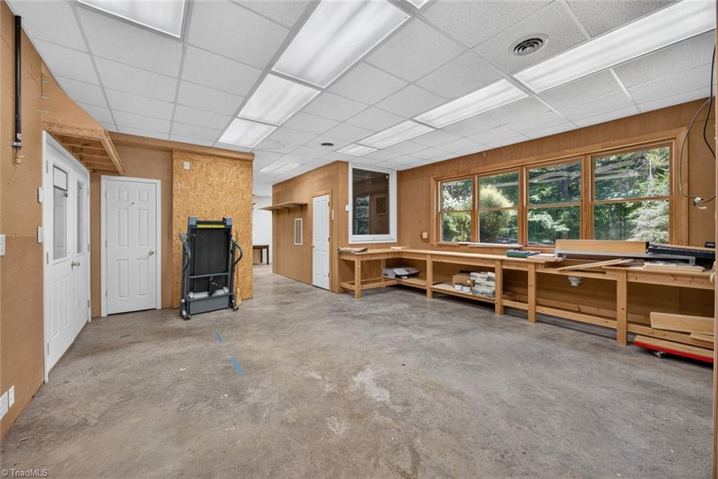 6035 Kempsford Court