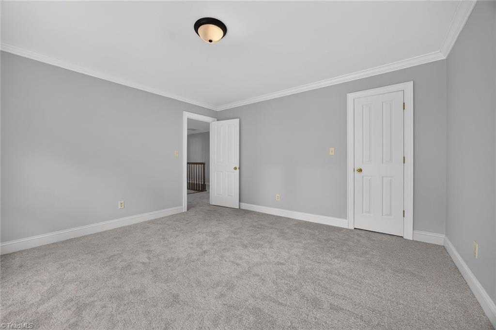 6035 Kempsford Court