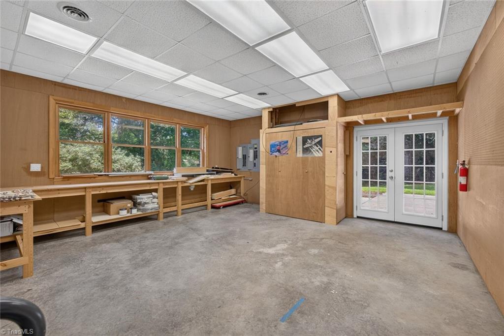 6035 Kempsford Court