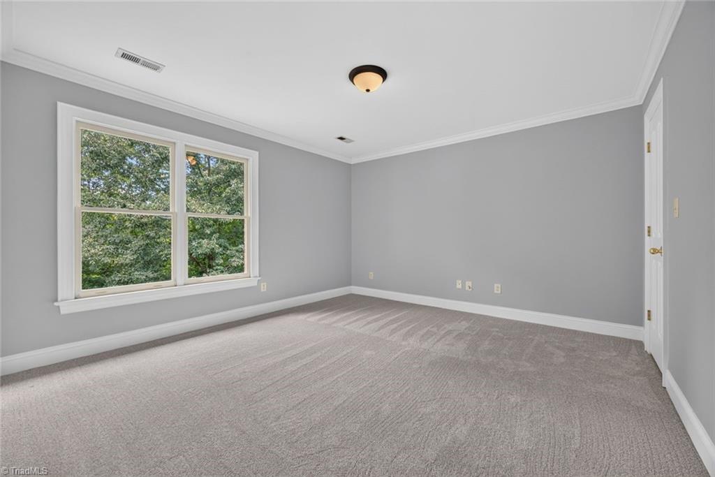 6035 Kempsford Court