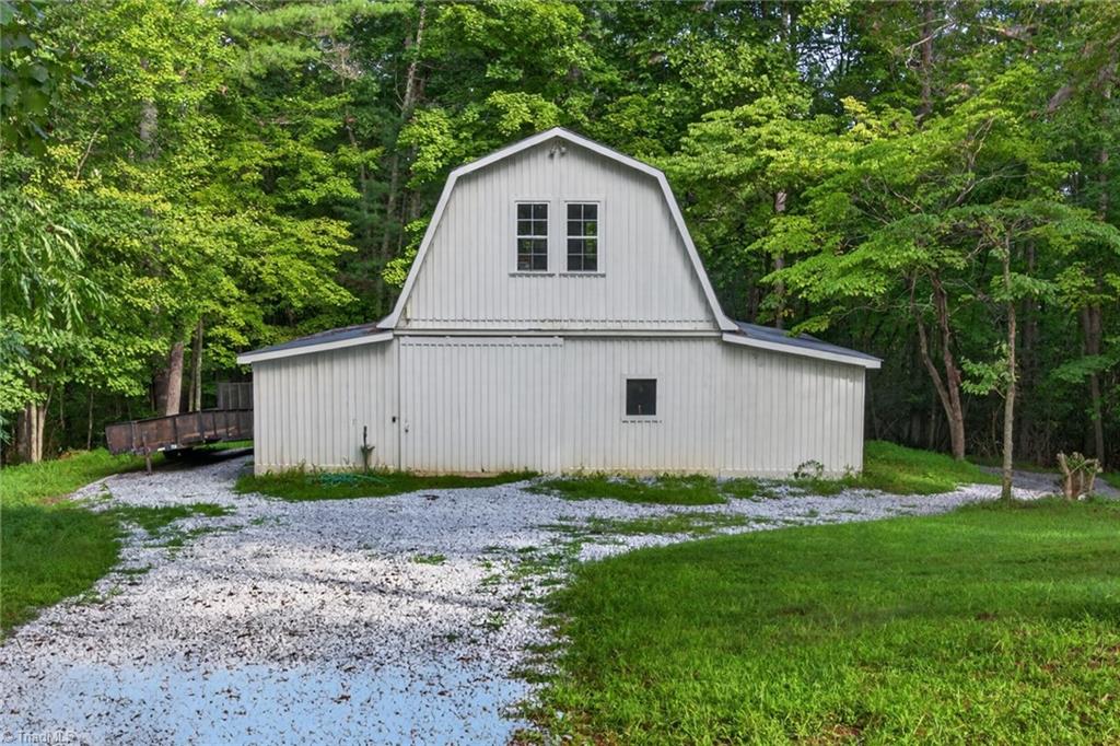 373 Lawrelyn Drive