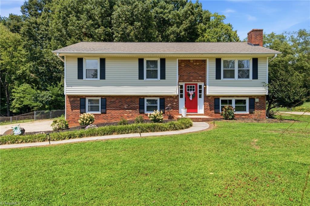 6060 Bobbybrook Drive Clemmons Nc Us 27012 352c5998217bb8a5c64d168cfd37d0f1