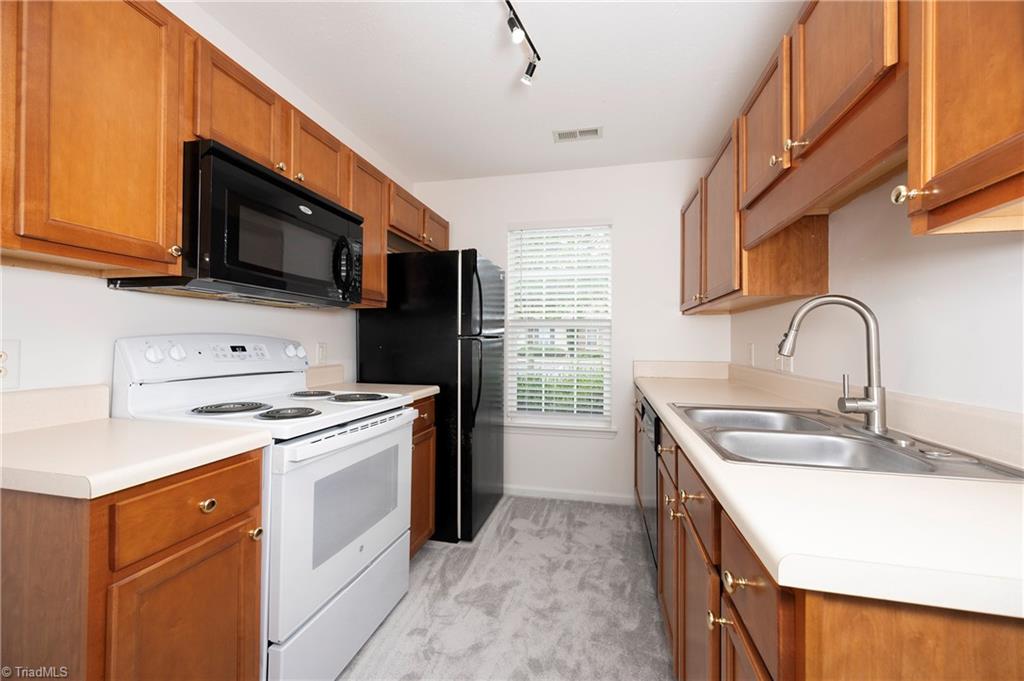 3273 Hyde Place Circle, Winston-Salem
