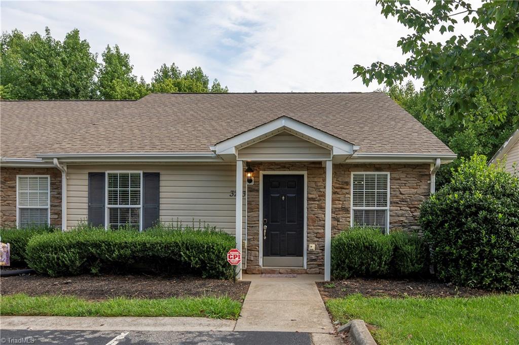 3273 Hyde Place Circle Winston Salem Winston Salem Nc Us 27103 E054ea46457dbf4562f9e72e999bf4e2