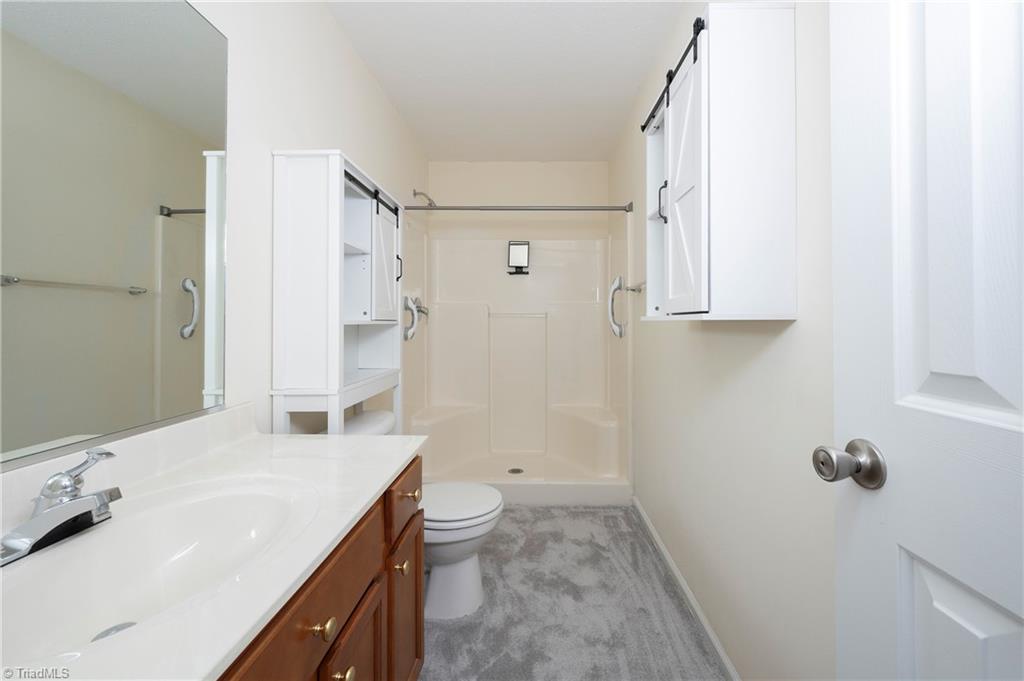3273 Hyde Place Circle, Winston-Salem