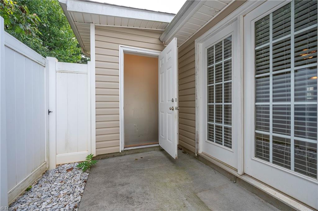 3273 Hyde Place Circle, Winston-Salem