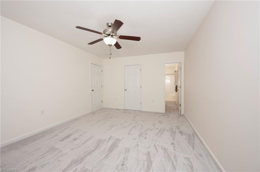 3273 Hyde Place Circle, Winston-Salem