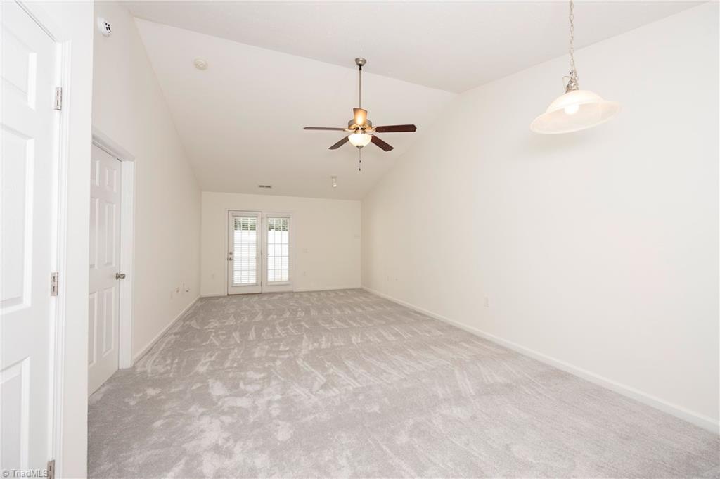 3273 Hyde Place Circle, Winston-Salem