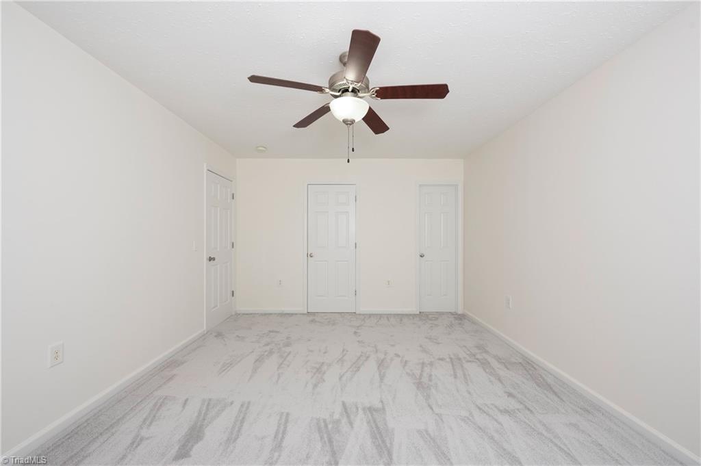 3273 Hyde Place Circle, Winston-Salem