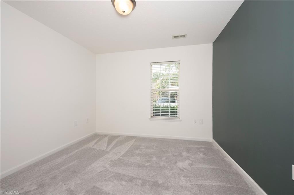 3273 Hyde Place Circle, Winston-Salem