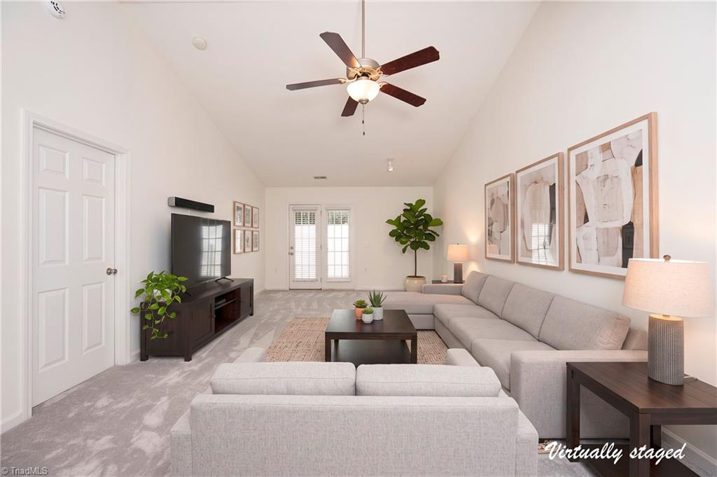 3273 Hyde Place Circle, Winston-Salem