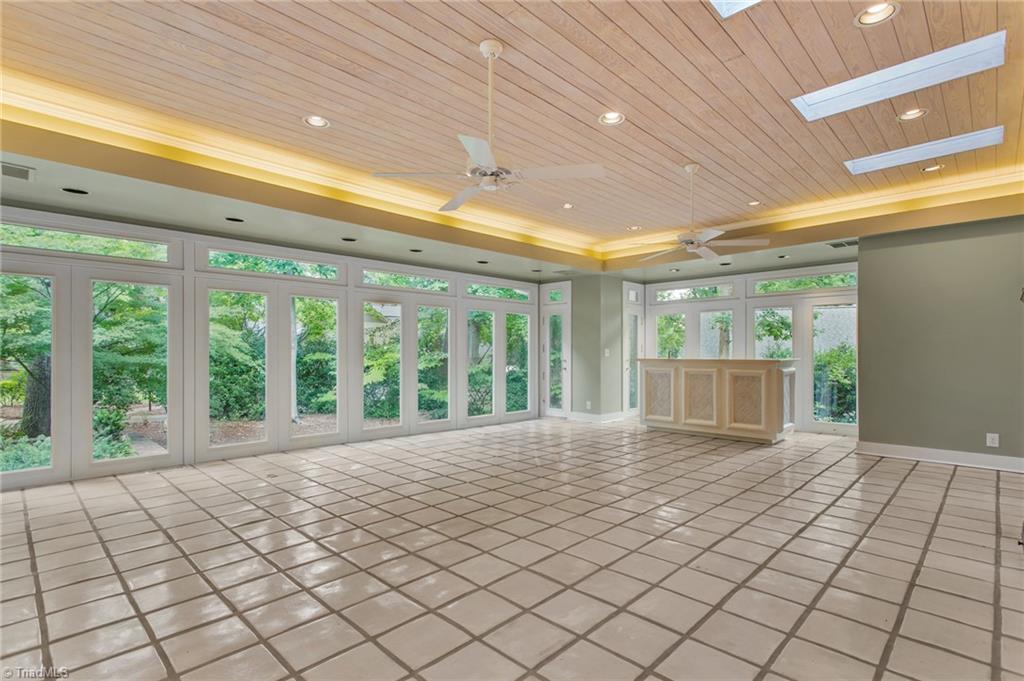 402 Parkmont Drive