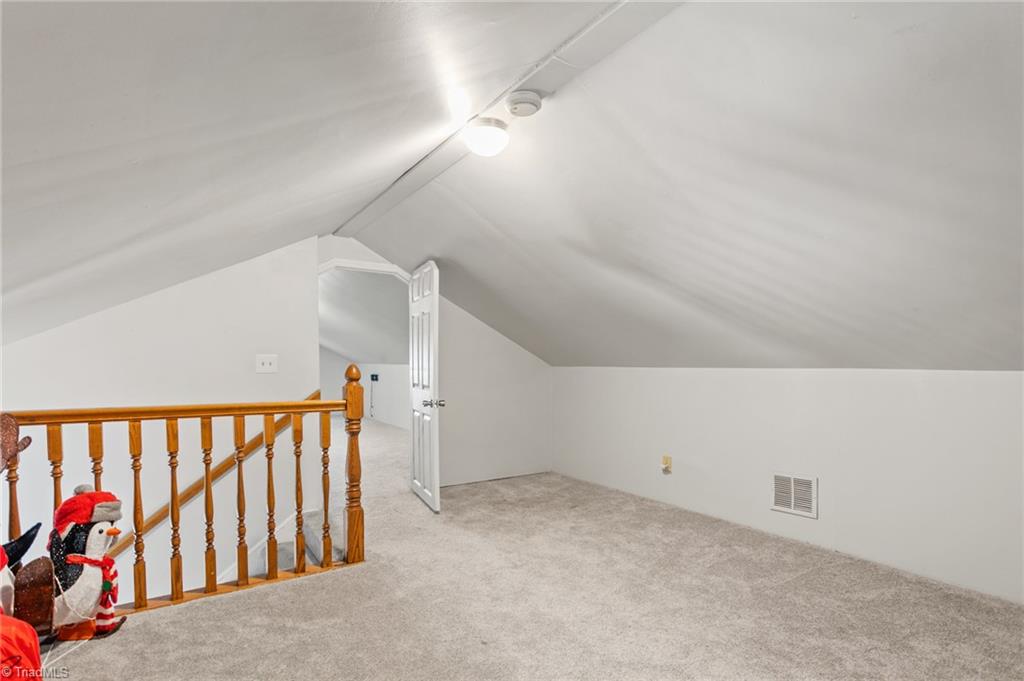 1200 Quail Hollow Road