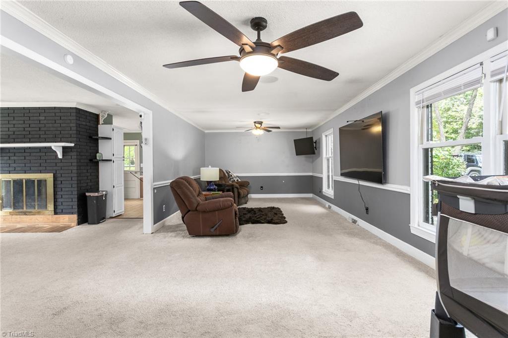 1200 Quail Hollow Road