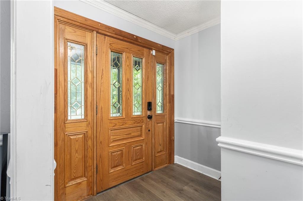 1200 Quail Hollow Road