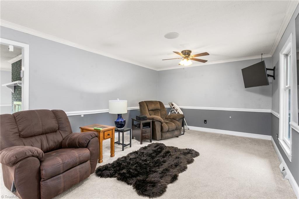 1200 Quail Hollow Road