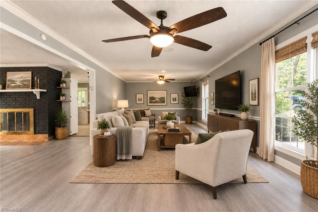 1200 Quail Hollow Road