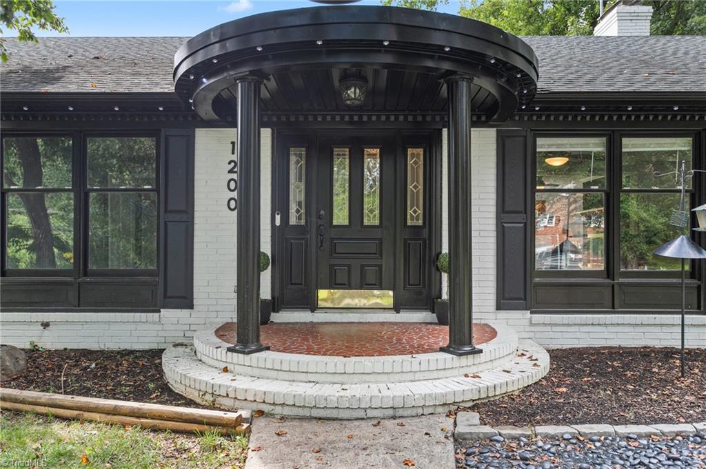 1200 Quail Hollow Road